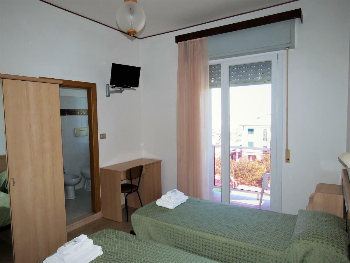 Hotel Cliff Rimini Exteriér fotografie